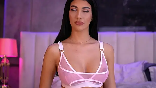 Snapshot of RaisaKali chatting on November 2025 04:18:02 PM RaisaKali online show from November 2025 04:18:02 PM