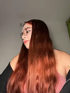 NatyOlson online show from November 2025 05:19:01 AM