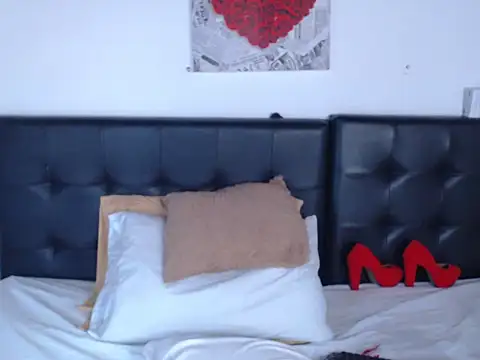 Amara Red online show from February 2025 11:09:02 AM