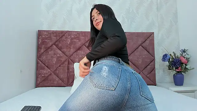  karla Brunette  online show from January 2025 07:18:02 PM