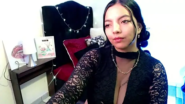 Snapshot of loren_tits24 chatting on June 2026 09:19:02 PM loren tits24 online show from June 2026 09:19:02 PM
