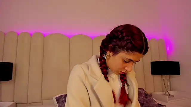 AnnyCherry  online show from November 2025 06:20:01 PM