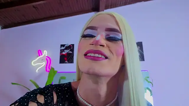 money Ts  online show from October 2025 10:36:01 PM