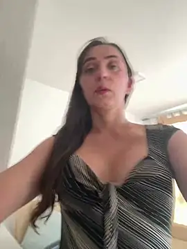 Snapshot of natalie_cowens chatting on May 2026 09:20:02 PM natalie cowens online show from May 2026 09:20:02 PM