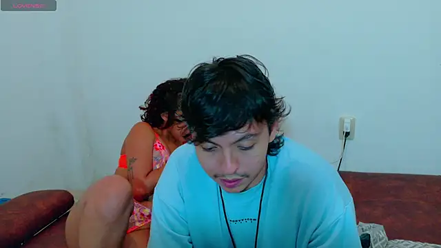 clydexxxbunny online show from December 2024 04:09:02 AM