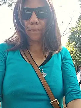 Lunababymylove online show from February 2026 06:50:01 PM