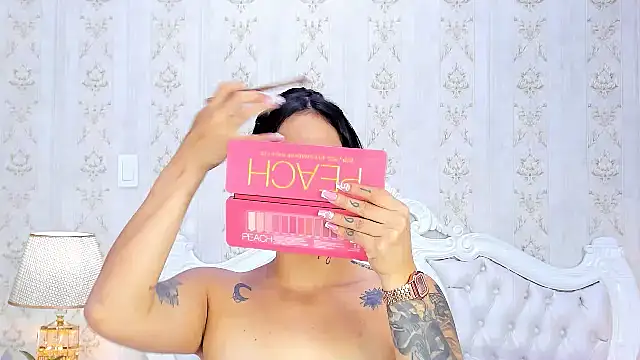 GiahDaniels online show from December 2024 08:44:01 PM