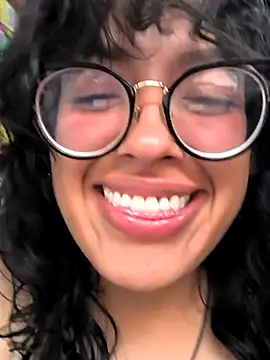 Snapshot of Fun_Everywhere chatting on March 2025 09:37:02 PM Fun Everywhere online show from March 2025 09:37:02 PM