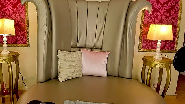 Colors-xx online show from September 2025 07:58:02 PM