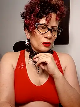 Snapshot of Daneshka_naughty chatting on December 2024 02:31:02 AM Daneshka naughty online show from December 2024 02:31:02 AM