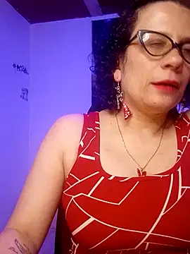 Snapshot of Daneshka_naughty chatting on October 2025 11:57:01 PM Daneshka naughty online show from October 2025 11:57:01 PM