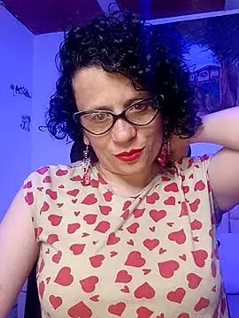 Snapshot of Daneshka_naughty chatting on October 2025 12:09:02 AM Daneshka naughty online show from October 2025 12:09:02 AM