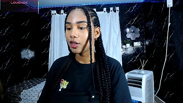 Hillary queen online show from October 2025 12:59:01 PM