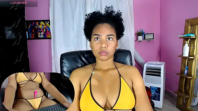 Hillary queen online show from February 2026 01:01:02 PM