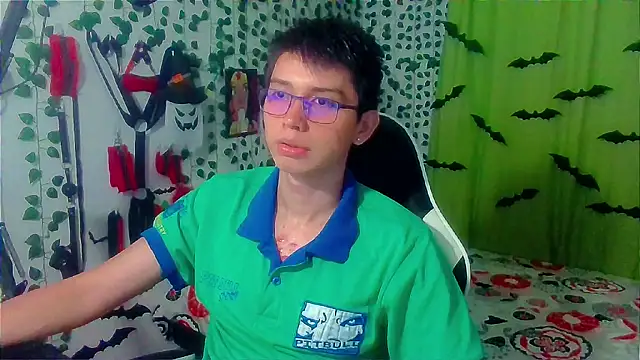 Snapshot of Andy_gray chatting on November 2025 12:31:01 AM Andy gray online show from November 2025 12:31:01 AM