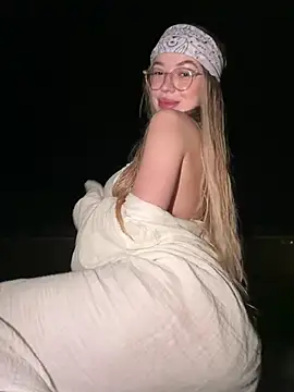 KylieJoyce online show from February 2025 08:52:01 AM