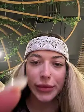 KylieJoyce online show from February 2025 11:31:01 PM