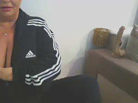 hotsierra4u online show from December 2025 01:27:01 PM