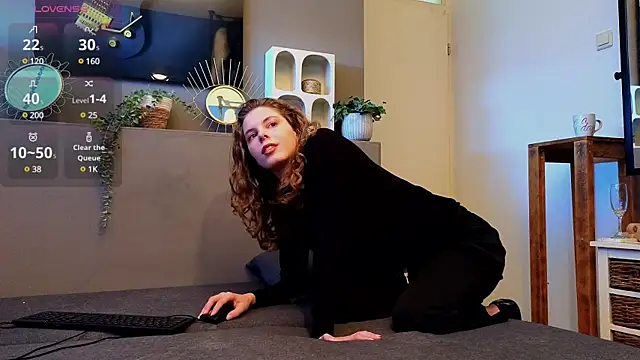 Snapshot of AyreenMoore chatting on March 2025 12:53:02 PM AyreenMoore online show from March 2025 12:53:02 PM