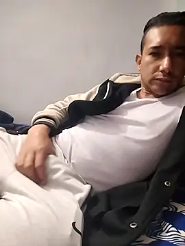 Snapshot of misterioso258 chatting on February 2026 03:32:02 PM misterioso258 online show from February 2026 03:32:02 PM