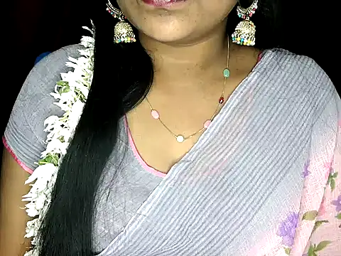 shila20 online show from November 2025 06:44:01 AM