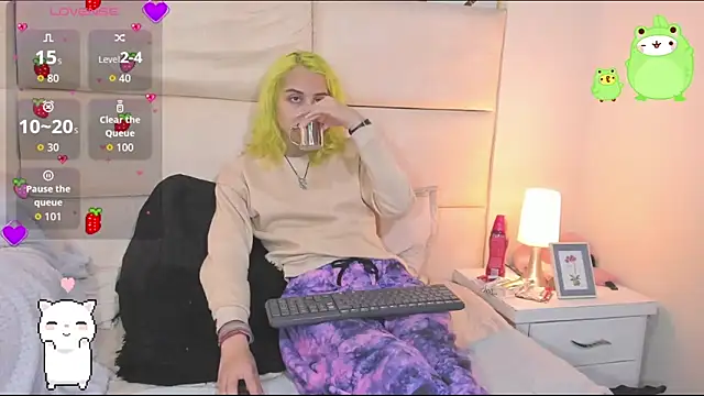 -kisa  online show from October 2025 02:19:02 AM