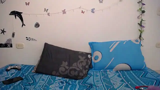 Snapshot of Julieta_Hass chatting on December 2024 04:24:02 PM Julieta Hass online show from December 2024 04:24:02 PM