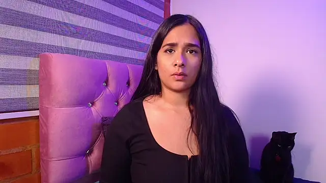 Maeena online show from April 2026 12:38:02 AM