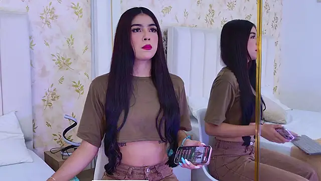 Mia-Monroe online show from September 2025 07:39:01 PM