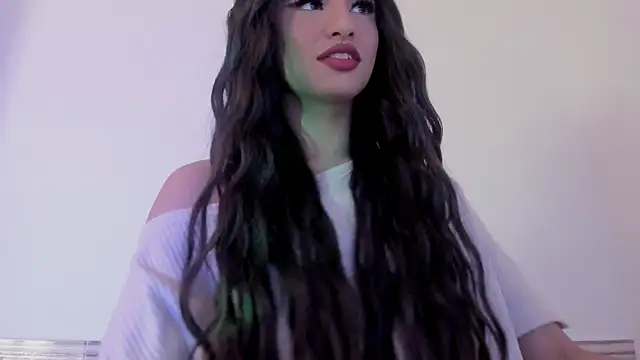 Snapshot of Sophia_Cambpell chatting on February 2026 09:00:02 PM Sophia Cambpell online show from February 2026 09:00:02 PM