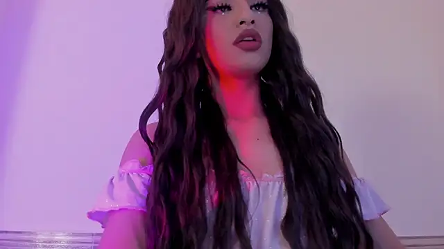 Snapshot of Sophia_Cambpell chatting on February 2026 09:04:01 PM Sophia Cambpell online show from February 2026 09:04:01 PM