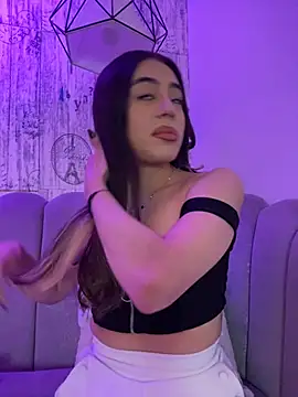 AbyThompson online show from October 2025 12:48:02 PM