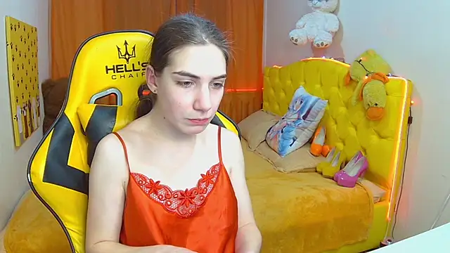 Snapshot of NikaStark_ chatting on February 2025 07:18:02 PM NikaStark online show from February 2025 07:18:02 PM