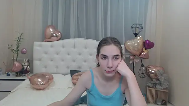 Snapshot of NikaStark_ chatting on February 2025 01:57:01 AM NikaStark online show from February 2025 01:57:01 AM