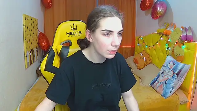 Snapshot of NikaStark_ chatting on March 2025 01:45:02 AM NikaStark online show from March 2025 01:45:02 AM