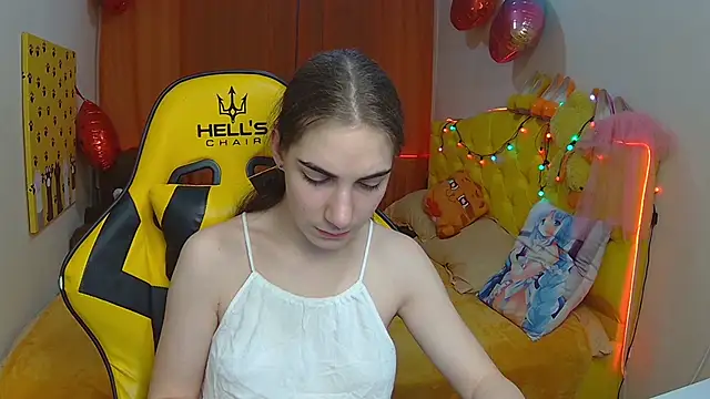 Snapshot of NikaStark_ chatting on March 2025 10:54:01 PM NikaStark online show from March 2025 10:54:01 PM