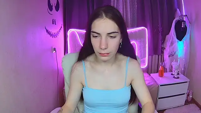 Snapshot of NikaStark_ chatting on October 2025 06:13:02 AM NikaStark online show from October 2025 06:13:02 AM