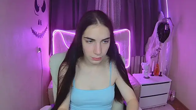 Snapshot of NikaStark_ chatting on October 2025 06:25:02 AM NikaStark online show from October 2025 06:25:02 AM