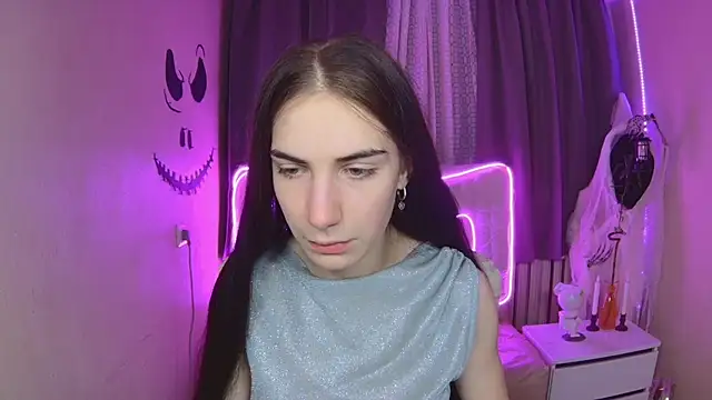 Snapshot of NikaStark_ chatting on October 2025 06:47:02 AM NikaStark online show from October 2025 06:47:02 AM