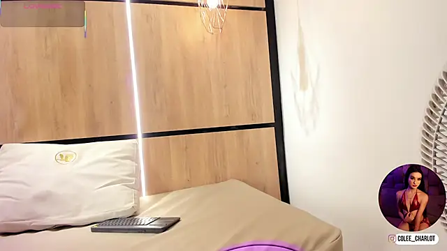 charlotte colee online show from January 2026 11:56:01 AM