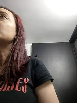 Snapshot of catalinamommyx chatting on September 2025 02:37:01 AM catalinamommyx online show from September 2025 02:37:01 AM