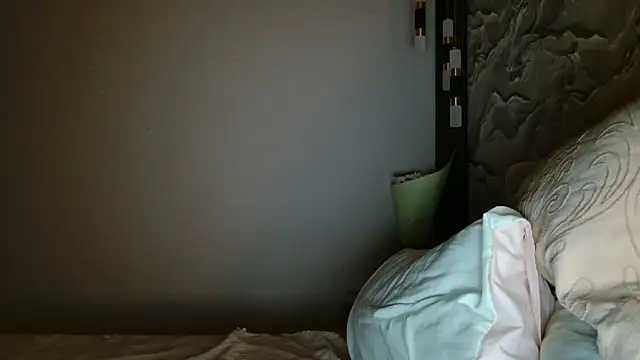  CattrinaVegas  online show from November 2025 07:57:01 PM