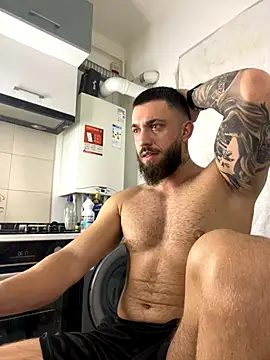 LoveIsBlind  online show from October 2025 03:18:02 AM