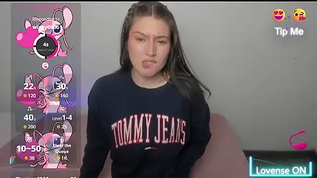 Snapshot of Tesa_cute chatting on February 2026 04:31:01 AM Tesa cute online show from February 2026 04:31:01 AM