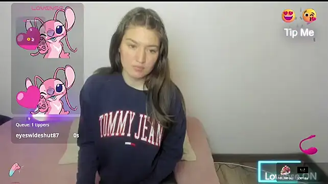 Snapshot of Tesa_cute chatting on February 2026 06:24:01 AM Tesa cute online show from February 2026 06:24:01 AM