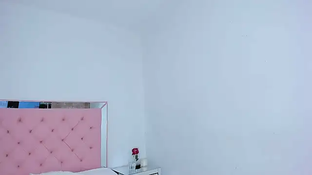 Snapshot of _violetadulce chatting on February 2025 06:50:02 AM  violetadulce online show from February 2025 06:50:02 AM