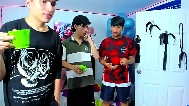 Alexander and Xiao online show from March 2025 09:23:01 PM