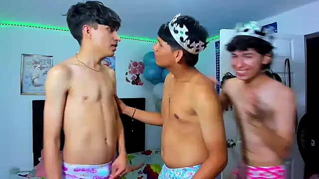 Alexander and Xiao online show from March 2025 12:28:02 AM