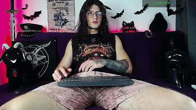 blckwolf 6 online show from November 2025 06:18:01 PM