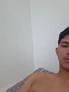 Snapshot of Guti_hazz chatting on July 2026 03:58:02 PM Guti hazz online show from July 2026 03:58:02 PM